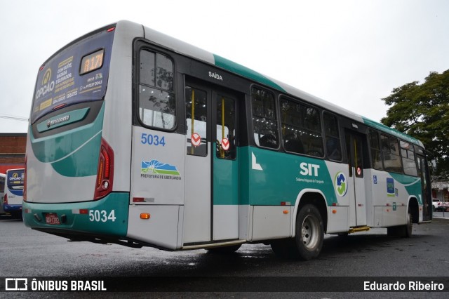 Viação Sorriso de Minas 5034 na cidade de Uberlândia, Minas Gerais, Brasil, por Eduardo Ribeiro. Número da foto: #8670447.