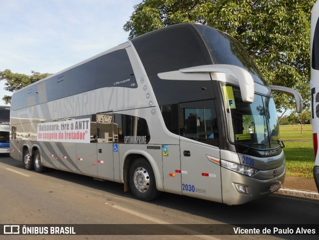 Pássaro Azul 2030 na cidade de Brasília, Distrito Federal, Brasil, por Vicente de Paulo Alves. ID da foto: 8675193.