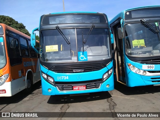 Taguatur - Taguatinga Transporte e Turismo 06734 na cidade de Brasília, Distrito Federal, Brasil, por Vicente de Paulo Alves. ID da foto: 8673485.