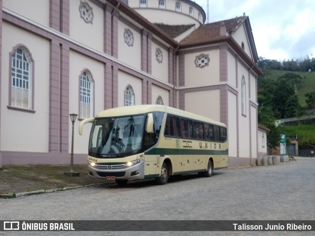 Empresa Unida Mansur e Filhos 901 na cidade de Rio Espera, Minas Gerais, Brasil, por Talisson Junio Ribeiro. Número da foto: #8673928.