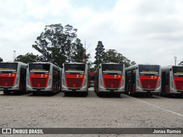 Express Transportes Urbanos Ltda 4 8293 na cidade de São Paulo, São Paulo, Brasil, por Jonas Ramos. Número da foto: #8673344.