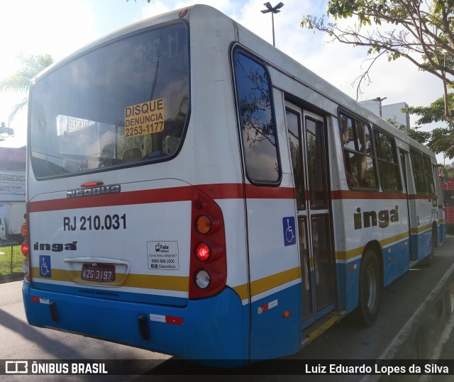 Auto Lotação Ingá RJ 210.031 na cidade de Niterói, Rio de Janeiro, Brasil, por Luiz Eduardo Lopes da Silva. ID da foto: 8679412.