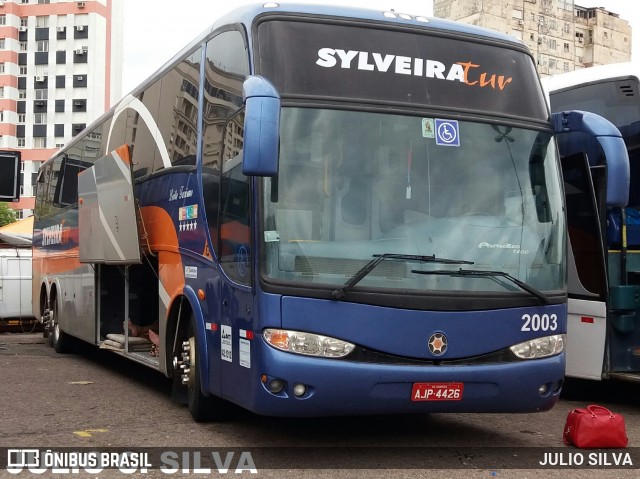 Sylveira Tur 2003 na cidade de Porto Alegre, Rio Grande do Sul, Brasil, por JULIO SILVA. Número da foto: #8676811.