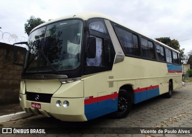 Ônibus Particulares 4024 na cidade de Matozinhos, Minas Gerais, Brasil, por Vicente de Paulo Alves. Número da foto: #8681423.