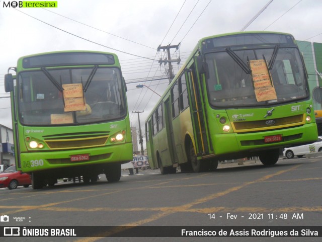 Transcol Transportes Coletivos 04390 na cidade de Teresina, Piauí, Brasil, por Francisco de Assis Rodrigues da Silva. ID da foto: 8680612.