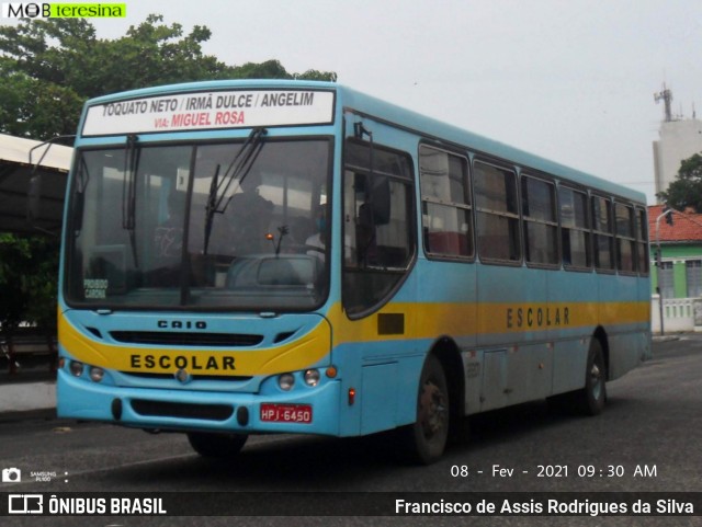 Escolares HPI6450 na cidade de Teresina, Piauí, Brasil, por Francisco de Assis Rodrigues da Silva. Número da foto: #8684661.