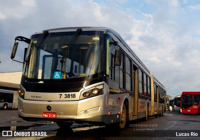Viação Metrópole Paulista - Zona Sul 7 3818 na cidade de São Paulo, São Paulo, Brasil, por Lucas Rio. Número da foto: #8683926.