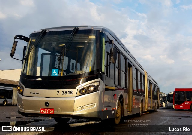 Viação Metrópole Paulista - Zona Sul 7 3818 na cidade de São Paulo, São Paulo, Brasil, por Lucas Rio. ID da foto: 8683926.