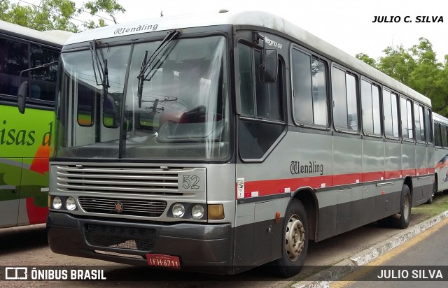 Wendling Transportes Coletivos 52 na cidade de Porto Alegre, Rio Grande do Sul, Brasil, por JULIO SILVA. ID da foto: 8683051.