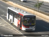 Pêssego Transportes 4 7216 na cidade de São Paulo, São Paulo, Brasil, por Jonas Ramos. Número da foto: #:id.