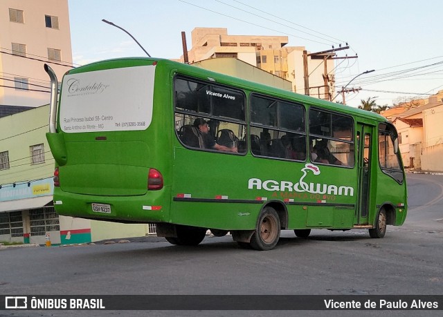 Agrowam 9237 na cidade de Santo Antônio do Monte, Minas Gerais, Brasil, por Vicente de Paulo Alves. ID da foto: 8689153.