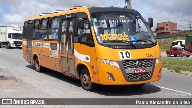 Transporte Suplementar de Belo Horizonte 1064 na cidade de Belo Horizonte, Minas Gerais, Brasil, por Paulo Alexandre da Silva. ID da foto: 8690369.