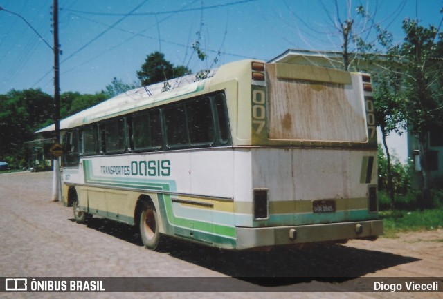 Transportes Oásis 007 na cidade de Coqueiro Baixo, Rio Grande do Sul, Brasil, por Diogo Viec. Número da foto: #8691887.