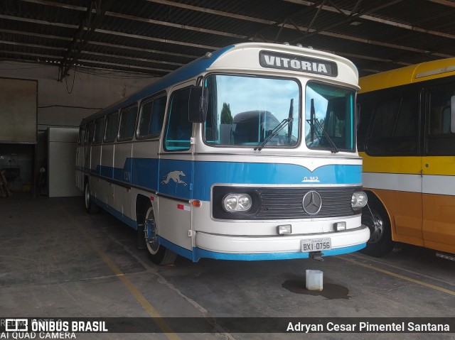 Ônibus Particulares 1210 na cidade de Vila Velha, Espírito Santo, Brasil, por Adryan Cesar Pimentel Santana. ID da foto: 8690748.