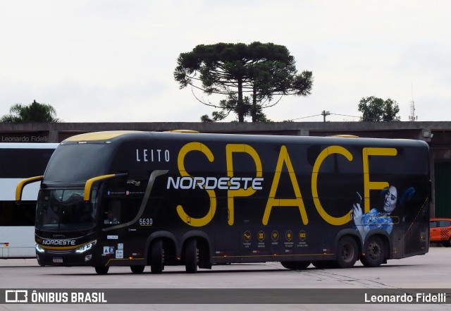 Expresso Nordeste 5630 na cidade de Curitiba, Paraná, Brasil, por Leonardo Fidelli. Número da foto: #8620372.