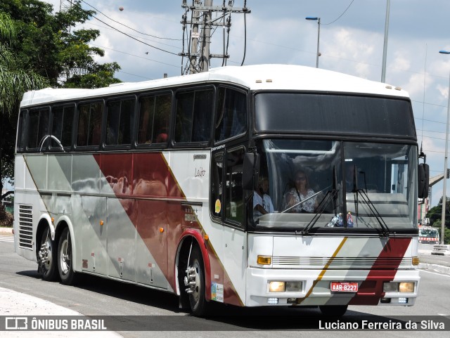 Ônibus Particulares 8227 na cidade de São Paulo, São Paulo, Brasil, por Luciano Ferreira da Silva. ID da foto: 8624156.