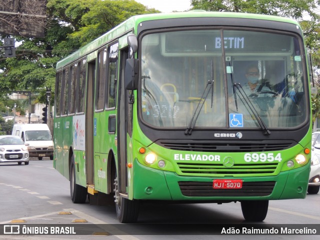 Viação Santa Edwiges 69954 na cidade de Belo Horizonte, Minas Gerais, Brasil, por Adão Raimundo Marcelino. ID da foto: 8624627.