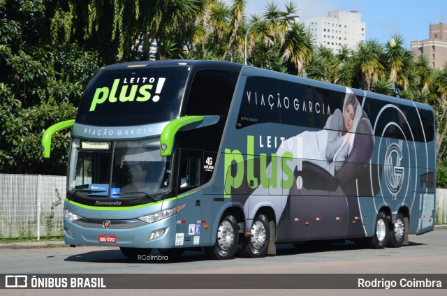 Viação Garcia 8804 na cidade de Curitiba, Paraná, Brasil, por Rodrigo Coimbra. Número da foto: #8622016.