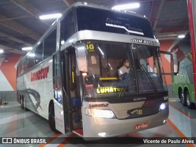 Lumatur 1070 na cidade de São Paulo, São Paulo, Brasil, por Vicente de Paulo Alves. Número da foto: #8625198.