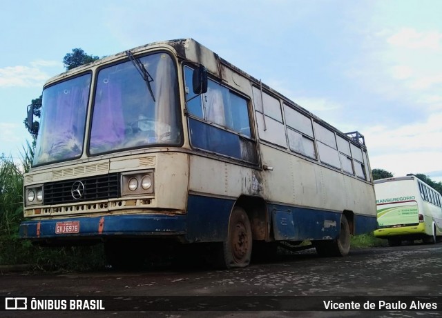 Ônibus Particulares 6976 na cidade de Itaúna, Minas Gerais, Brasil, por Vicente de Paulo Alves. ID da foto: 8628534.