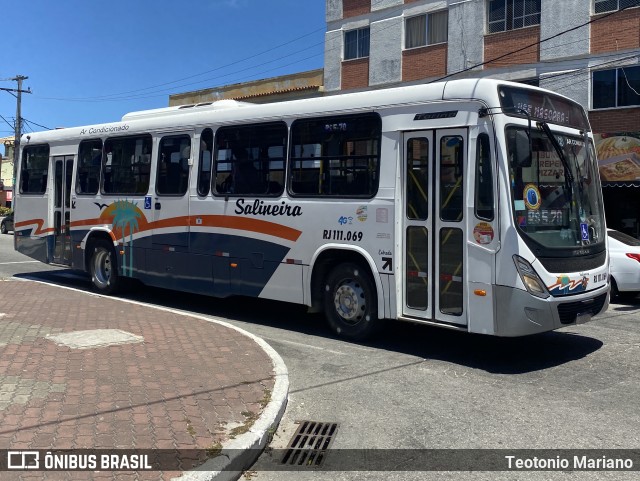 Auto Viação Salineira RJ 111.069 na cidade de Arraial do Cabo, Rio de Janeiro, Brasil, por Teotonio Mariano. Número da foto: #8628323.