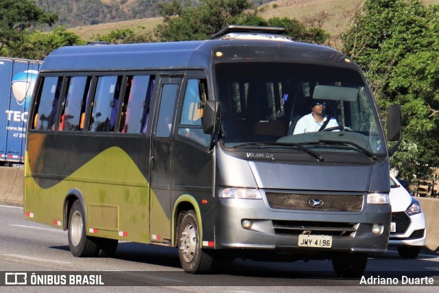 Ônibus Particulares 4196 na cidade de Roseira, São Paulo, Brasil, por Adriano Duarte. Número da foto: #8629509.