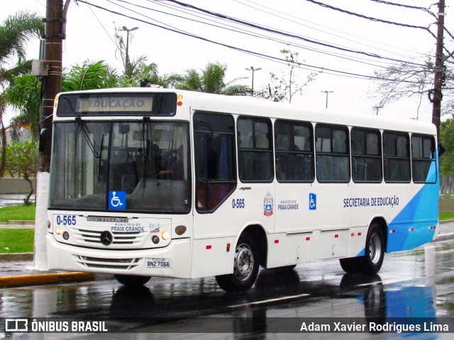 Prefeitura Municipal de Praia Grande 0-565 na cidade de Praia Grande, São Paulo, Brasil, por Adam Xavier Rodrigues Lima. Número da foto: #8632768.