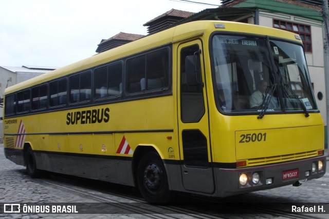Viação Itapemirim 25001 na cidade de Rio de Janeiro, Rio de Janeiro, Brasil, por Rafael H.. Número da foto: #8632937.