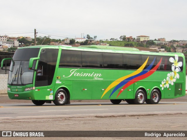 Jasmim Turismo 4020 na cidade de Conselheiro Lafaiete, Minas Gerais, Brasil, por Rodrigo  Aparecido. Número da foto: #8632433.