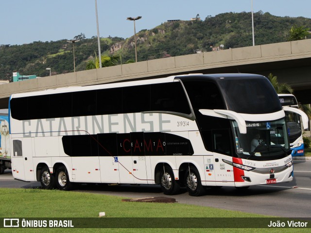 Auto Viação Catarinense 319314 na cidade de Florianópolis, Santa Catarina, Brasil, por João Victor. ID da foto: 8632786.