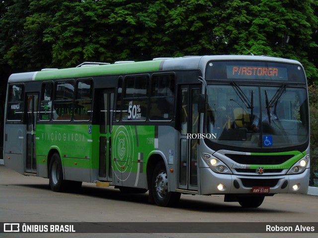 Viação Garcia 7589 na cidade de Maringá, Paraná, Brasil, por Robson Alves. ID da foto: 8632230.