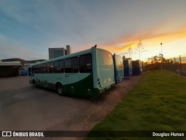 Salvadora Transportes > Transluciana 40321 na cidade de Belo Horizonte, Minas Gerais, Brasil, por Douglas Hunas. Número da foto: #8630622.