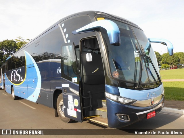 F&S Bus - Ferreira & Stefanini Locadora e Turismo 1900 na cidade de Brasília, Distrito Federal, Brasil, por Vicente de Paulo Alves. Número da foto: #8634259.