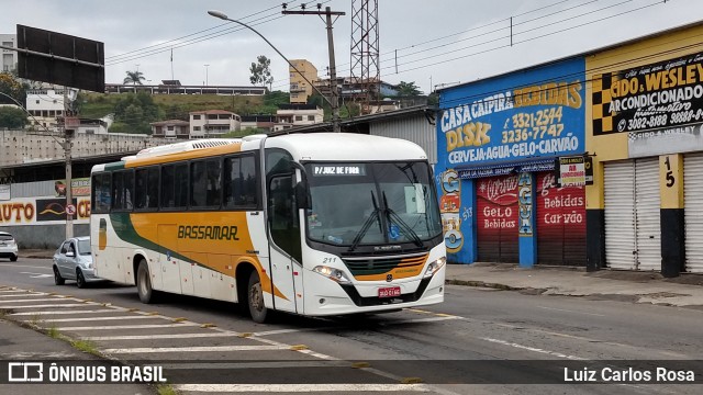 Viação Bassamar 211 na cidade de Juiz de Fora, Minas Gerais, Brasil, por Luiz Carlos Rosa. Número da foto: #8639167.