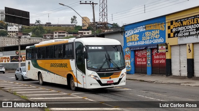 Viação Bassamar 211 na cidade de Juiz de Fora, Minas Gerais, Brasil, por Luiz Carlos Rosa. ID da foto: 8639167.