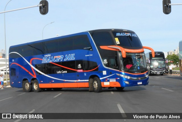 Master Sul Class Locação de Veículos 750 na cidade de Brasília, Distrito Federal, Brasil, por Vicente de Paulo Alves. ID da foto: 8694157.