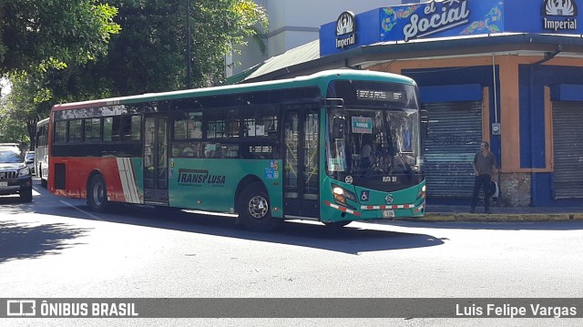 Transplusa 35 na cidade de San José, San José, Costa Rica, por Luis Felipe Vargas. ID da foto: 8722582.