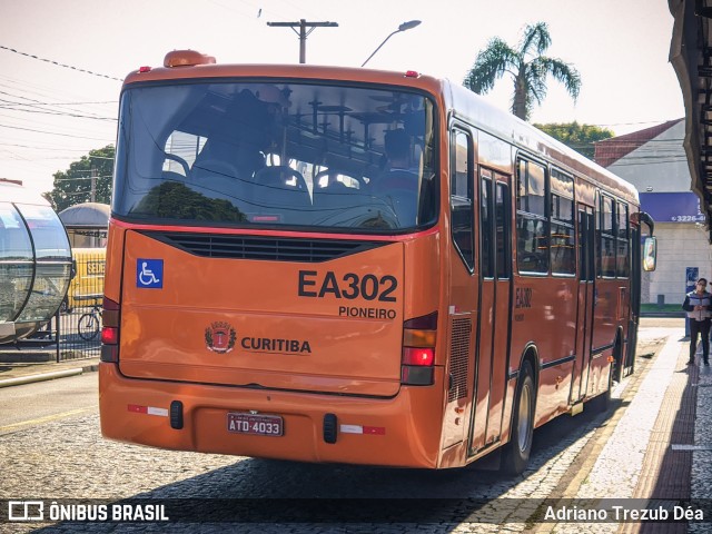 Auto Viação São José dos Pinhais EA302 na cidade de Curitiba, Paraná, Brasil, por Adriano Trezub Déa. ID da foto: 8723356.