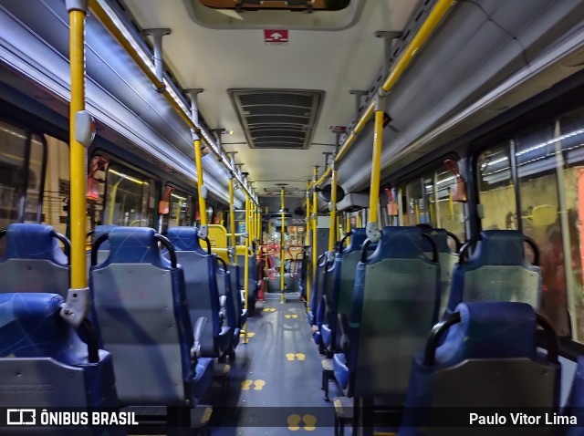 Caprichosa Auto Ônibus B27183 na cidade de Rio de Janeiro, Rio de Janeiro, Brasil, por Paulo Vitor Lima. ID da foto: 8726288.