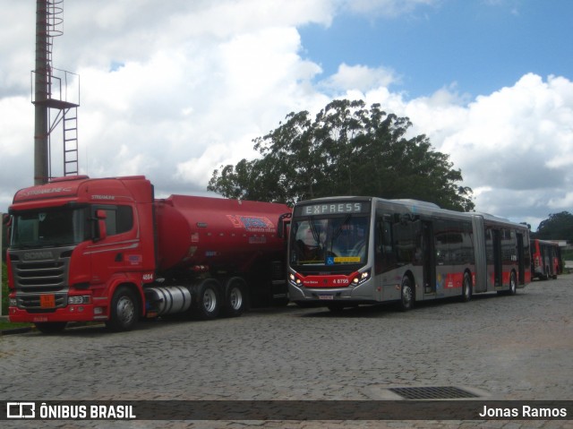 Express Transportes Urbanos Ltda 4 8795 na cidade de São Paulo, São Paulo, Brasil, por Jonas Ramos. Número da foto: #8733098.