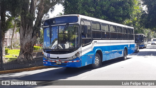 Buses Guadalupe 49 na cidade de San José, San José, Costa Rica, por Luis Felipe Vargas. ID da foto: 8736593.