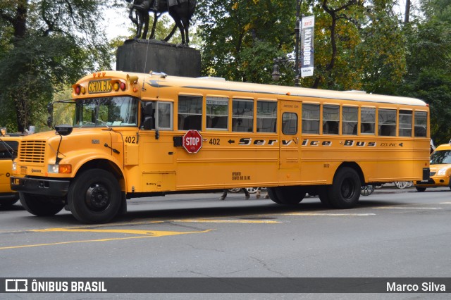 Ônibus Particulares 402 na cidade de New York, New York, Estados Unidos, por Marco Silva. ID da foto: 8743119.