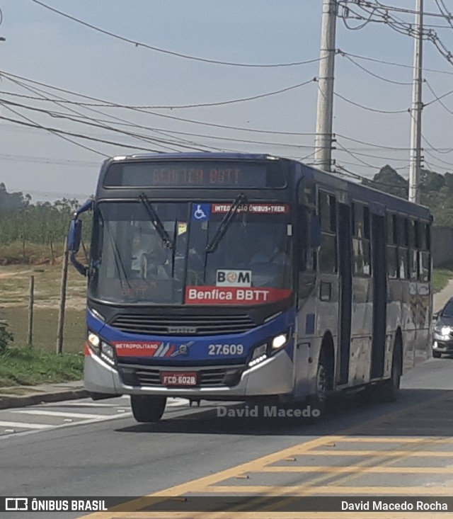 BBTT - Benfica Barueri Transporte e Turismo 27.609 na cidade de Cotia, São Paulo, Brasil, por David Macedo Rocha. ID da foto: 8742584.