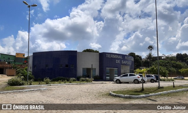 Terminais Rodoviários e Urbanos TERMINAL RODOVIáRIO DE SAPEAçU na cidade de Sapeaçu, Bahia, Brasil, por Cecílio Júnior. Número da foto: #8742025.