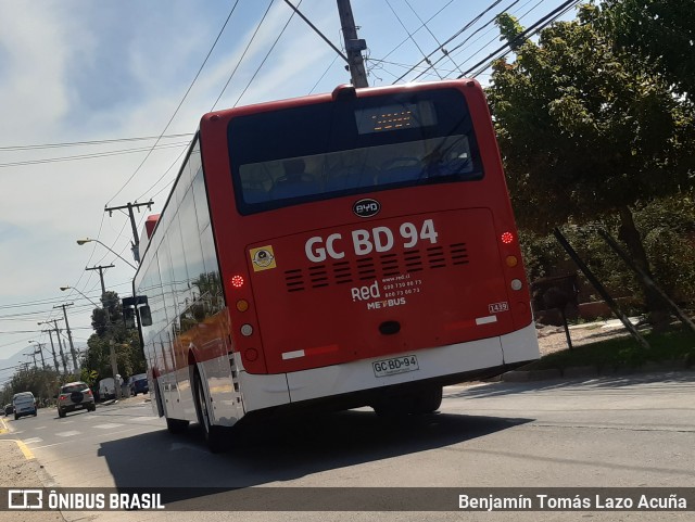 Metbus 1439 na cidade de Maipú, Santiago, Metropolitana de Santiago, Chile, por Benjamín Tomás Lazo Acuña. Número da foto: #8698830.