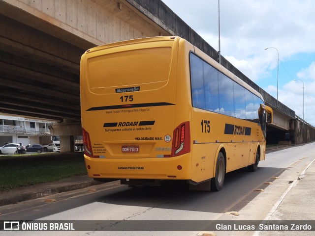 Rodam 175 na cidade de Ji-Paraná, Rondônia, Brasil, por Gian Lucas  Santana Zardo. Número da foto: #8697049.