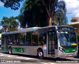 Via Sudeste Transportes S.A. 5 1438 na cidade de São Paulo, São Paulo, Brasil, por Felipe Goncalves do Vale. Número da foto: #8746382.