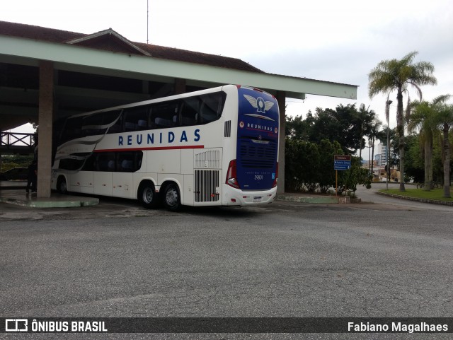 Reunidas Transportes Coletivos 39801 na cidade de Brusque, Santa Catarina, Brasil, por Fabiano Magalhaes. Número da foto: #8751285.