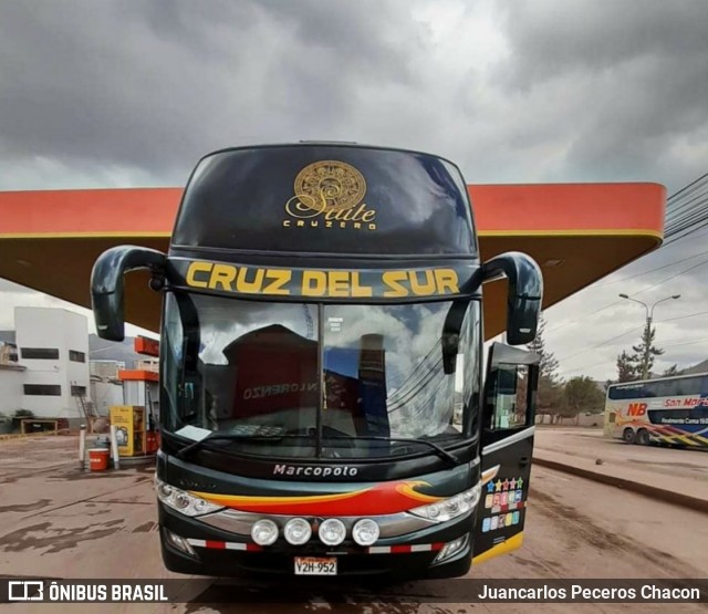 Cruz del Sur  na cidade de Cuzco, Cuzco, Cuzco, Peru, por Juancarlos Peceros Chacon. ID da foto: 8751841.