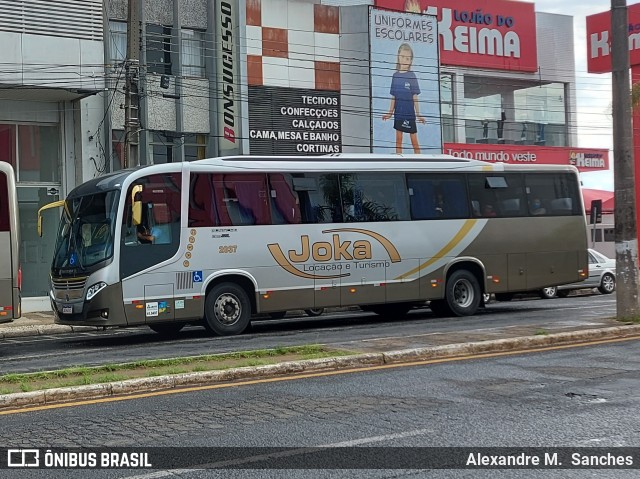 Joka Transporte e Turismo 2037 na cidade de Ponta Grossa, Paraná, Brasil, por Alexandre M.  Sanches. Número da foto: #8752291.